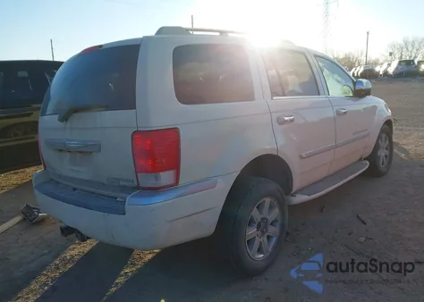 2009 Chrysler Aspen Limited из США, поврежденный, VIN 1A8HW58T89F715687